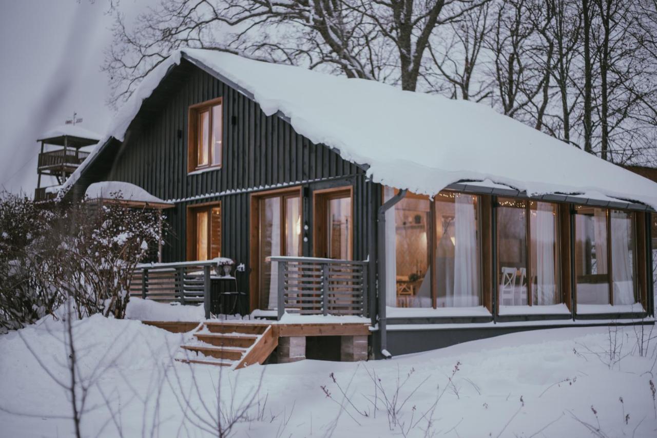 Viesu Maja Kalnaruski Ape Exterior photo